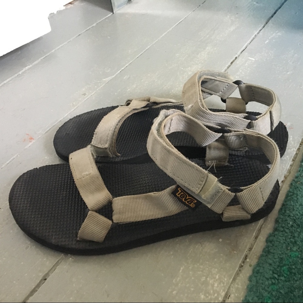 Gray and Black Teva’s